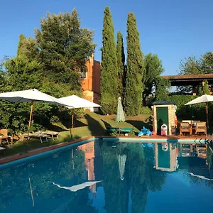 https://podere-marchiano.it-tuscanyhotel.com